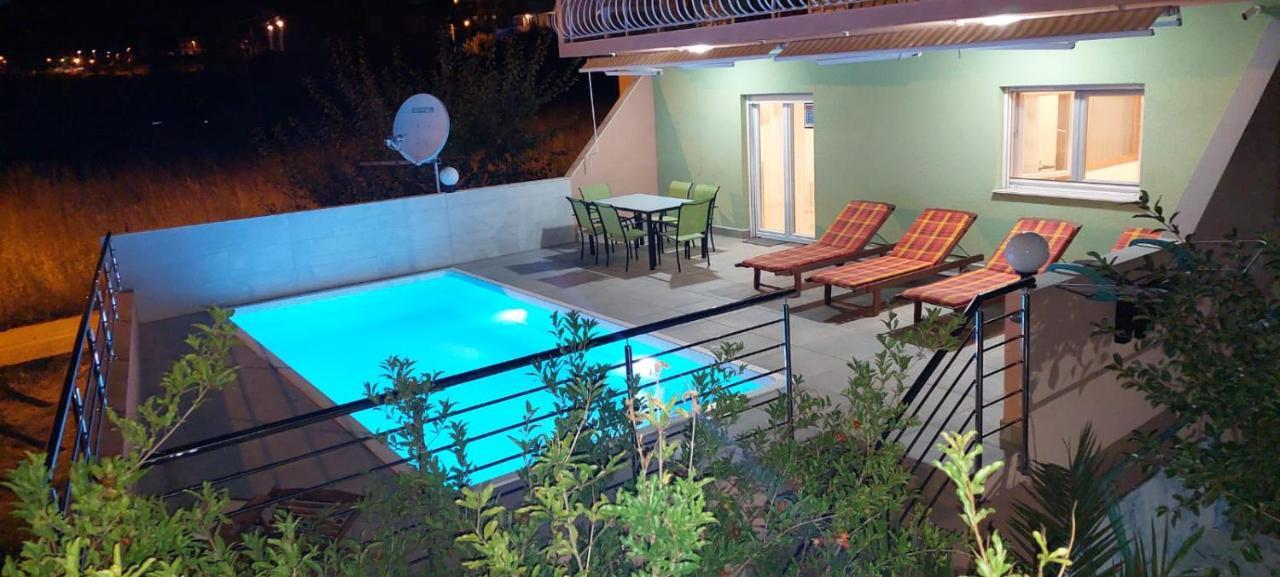 Apartment M&M With Private Pool Kučine Zewnętrze zdjęcie